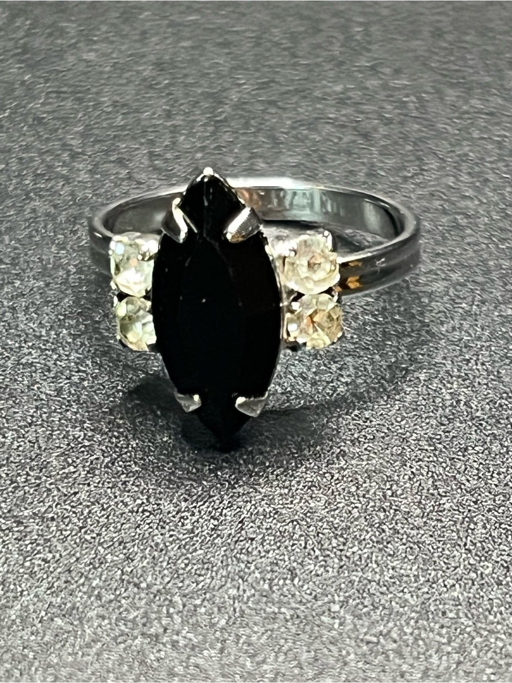 Vintage Sarah Coventry Black Marquise Rhinestone Cocktail Ring